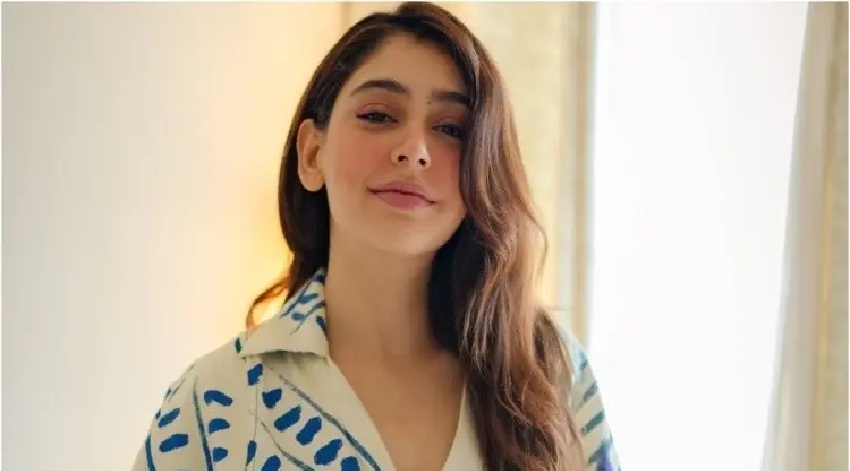 প্রেমিকের নির্যাতন ও পরিচালকের লালসা, রোজ রাতে কাঁদতেন নীতি